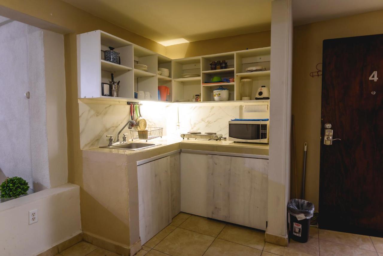 Departamento Grande Con 2 Recamaras Con Aire 5 Camas Wifi 115Mb, Cocina .Cochera Techada, #4 Ciudad Valles Exterior foto